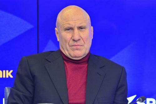 Президент федерации борьбы Мамиашвили: если россиянам предложит выступать на ОИ-2024 как беженцам, то надо ехать в Париж на танках
