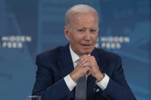 Президент США Байден назвал тупым вопрос журналиста New York Post о подозрениях в коррупции Президент США Байден назвал тупым вопрос журналиста New York Post о подозрениях в коррупции