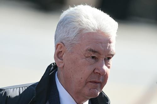 Собянин: в результате атаки БПЛА в нескольких зданиях столицы произошли незначительные повреждения