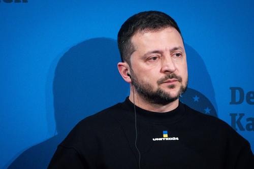 Зеленский сообщил, что провел диалог с премьером Канады Трюдо насчет ситуации вокруг Запорожской АЭС Зеленский сообщил, что провел диалог с премьером Канады Трюдо насчет ситуации вокруг Запорожской АЭС