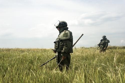 Economist: украинские войска после неудач в ходе наступления рискуют саперами для обезвреживания мин Economist: украинские войска после неудач в ходе наступления рискуют саперами для обезвреживания мин