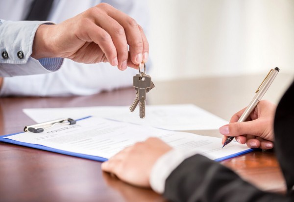 ЦБ сообщил о сокращении числа рискованных схем на рынке ипотеки