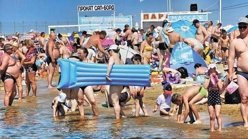 Автомобильную пробку на мосту в Крым ликвидировали Автомобильную пробку на мосту в Крым ликвидировали