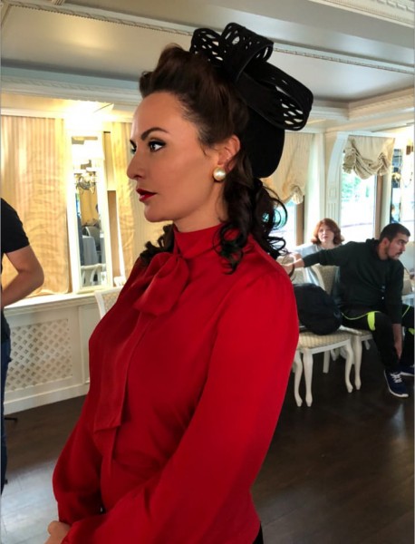 Актриса и продюсер Ирина Воронова: «Наш фильм – не месть блогерам-миллионникам, а просто предупреждение» Актриса и продюсер Ирина Воронова: «Наш фильм – не месть блогерам-миллионникам, а просто предупреждение»