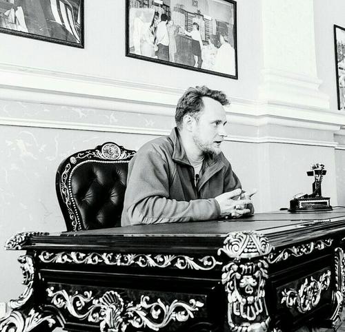 Философ в погонах Андрей Коробов-Латынцев: мой покойный друг Владлен Татарский расшифровал СВО как священную войну очищения Философ в погонах Андрей Коробов-Латынцев: мой покойный друг Владлен Татарский расшифровал СВО как священную войну очищения