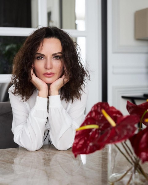 Актриса и продюсер Ирина Воронова: «Наш фильм – не месть блогерам-миллионникам, а просто предупреждение» Актриса и продюсер Ирина Воронова: «Наш фильм – не месть блогерам-миллионникам, а просто предупреждение»