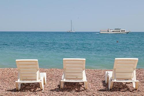 Чем опасно купание в запрещённых водоёмах
