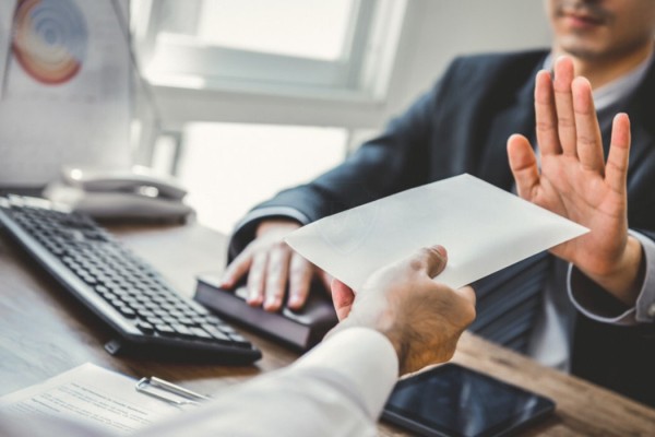 Увеличен срок, в течение которого заемщик может отказаться от страховки по кредиту Увеличен срок, в течение которого заемщик может отказаться от страховки по кредиту