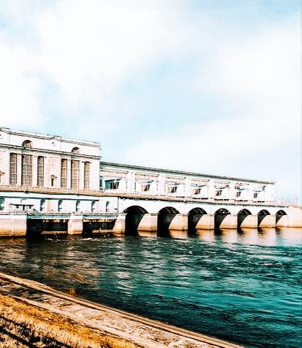 Хотела заработать на секретных документах? 