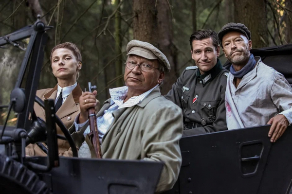 Актриса Настасья Кербенген: «Винить людей в низком уровне культуры как минимум неуместно» Актриса Настасья Кербенген: «Винить людей в низком уровне культуры как минимум неуместно»