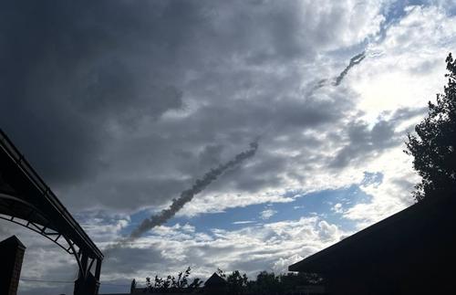 Ростовский губернатор Голубев сообщил о второй сбитой ракете в регионе — в Азовском районе Ростовский губернатор Голубев сообщил о второй сбитой ракете в регионе — в Азовском районе