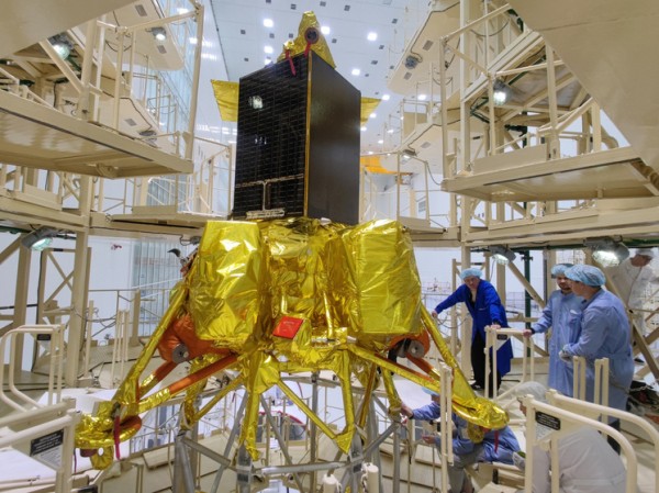 «Луна — 25» разбилась: эксперты уверены, что опускать руки рано