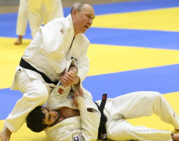 Путин таки шваркнул Запад Путин таки шваркнул Запад