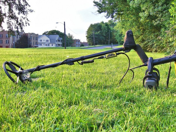 Золотой клад железного века нашли при помощи металлоискателей