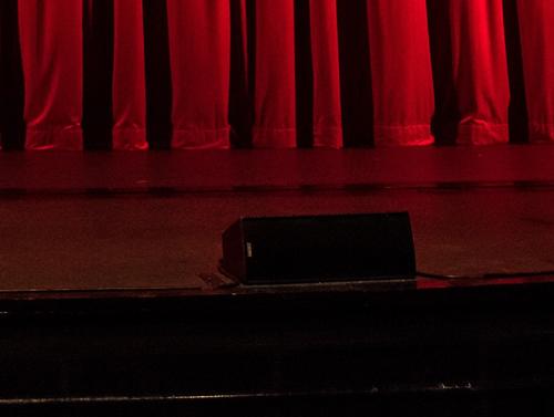 Валентина Талызина ответила Михаилу Ширвиндту на «полоумных старушек» Валентина Талызина ответила Михаилу Ширвиндту на «полоумных старушек»