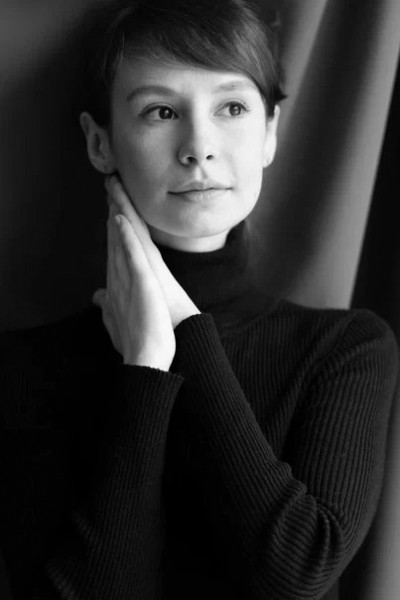 Актриса Мадина Дасаева: «У меня никогда не было желания жить за границей» Актриса Мадина Дасаева: «У меня никогда не было желания жить за границей»