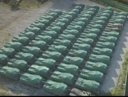 Украине поставляет танки Греция при швейцарском посредничестве 