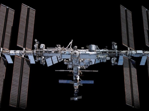 Российский корабль «Прогресс» увел МКС от столкновения в Космосе
