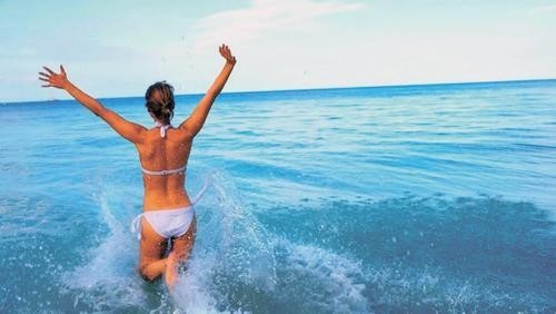 В августе море становится опасней В августе море становится опасней