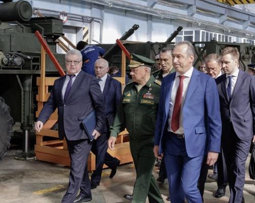 Шойгу потребовал от ОПК уделить особое внимание контрбатарейной борьбе Шойгу потребовал от ОПК уделить особое внимание контрбатарейной борьбе