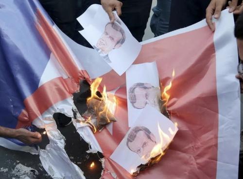 Есть вероятность, что оружие, направленное Западом на Украину, будет стрелять в натовских солдат в Африке   