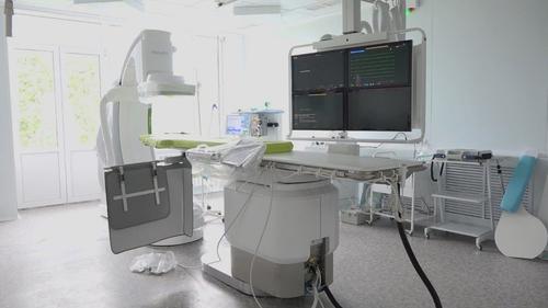 Глава московского Росздравнадзора Курынин запустил сердце стюардессы