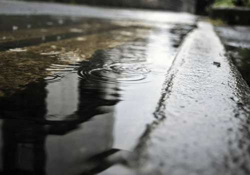 Десятки тысяч фанатов не могут покинуть фестиваль Burning Man из-за непогоды Десятки тысяч фанатов не могут покинуть фестиваль Burning Man из-за непогоды