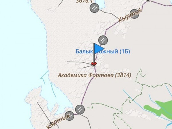 «Человек-гора»: на Кавказе установили памятную доску на пике «Академик Фортов»