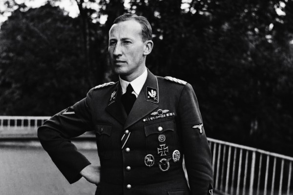 Зеленский как директор укронацистского юденрата Зеленский как директор укронацистского юденрата