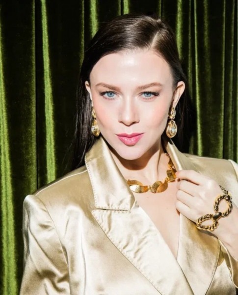 Актриса Ольга Смирнова: Наш сериал основан на реальных историях элитных московских эскортниц Актриса Ольга Смирнова: Наш сериал основан на реальных историях элитных московских эскортниц