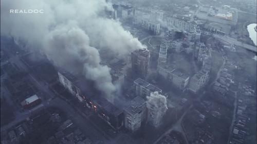 Украинские киношники взбесили своих зрителей фильмом про Мариуполь 