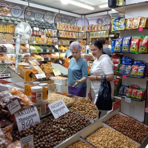 Прокуроров могут отправить по магазинам