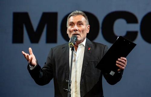 Театр Моссовета открыл 101-й сезон традиционным сбором труппы и спектаклем о столетней истории театра