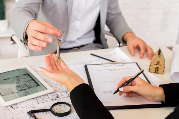 Банки стараются привлечь к себе оформляющих льготную ипотеку заемщиков Банки стараются привлечь к себе оформляющих льготную ипотеку заемщиков