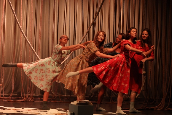 В Театре Российской Армии – премьера спектакля «Девочки» В Театре Российской Армии – премьера спектакля «Девочки»