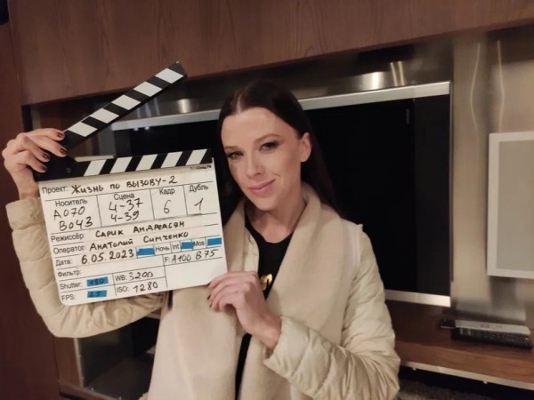 Актриса Ольга Смирнова: Наш сериал основан на реальных историях элитных московских эскортниц Актриса Ольга Смирнова: Наш сериал основан на реальных историях элитных московских эскортниц