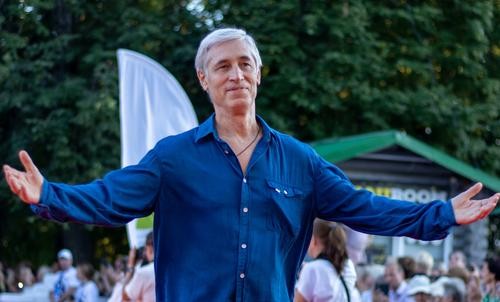 Актер Сергей Варчук: Зрительское признание – это плата за наш труд Актер Сергей Варчук: Зрительское признание – это плата за наш труд