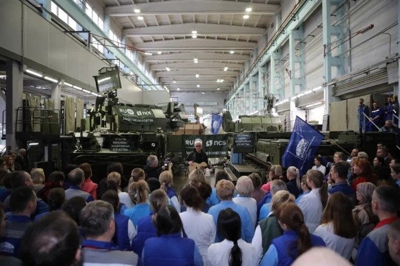 Концерт большого марафона «Музыка в цеху» от телеканала «RU.TV» прошел в Ижевске Концерт большого марафона «Музыка в цеху» от телеканала «RU.TV» прошел в Ижевске