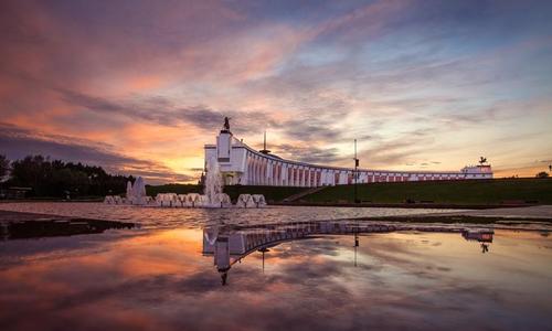 Музей Победы передал около 50 оцифрованных агитплакатов для интерактивной выставки на Красной площади 