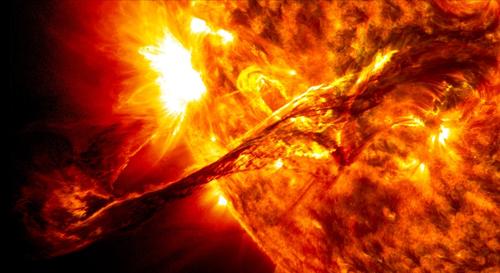 Солнце лопается - и уже не до Израиля и Украины