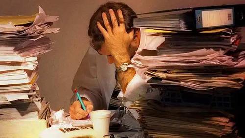 В России так заведено: жалобы нередко годами «ходят по кругу» В России так заведено: жалобы нередко годами «ходят по кругу»