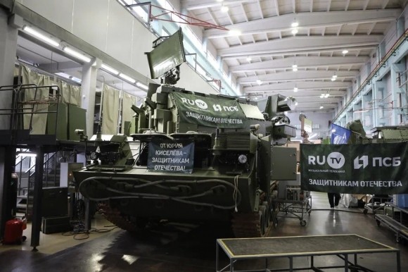 Концерт большого марафона «Музыка в цеху» от телеканала «RU.TV» прошел в Ижевске Концерт большого марафона «Музыка в цеху» от телеканала «RU.TV» прошел в Ижевске