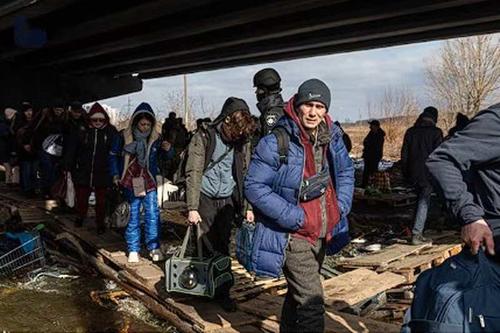 Секретарь СПЧ Александр Точенов: Труд гастарбайтеров должен применяться вахтовым Секретарь СПЧ Александр Точенов: Труд гастарбайтеров должен применяться вахтовым