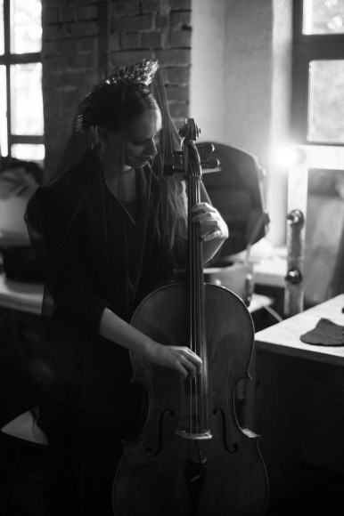 Актриса Анна Александер: Девушки сейчас мечтают о чём-то грандиозном, а не о том, как поскорее выскочить замуж Актриса Анна Александер: Девушки сейчас мечтают о чём-то грандиозном, а не о том, как поскорее выскочить замуж