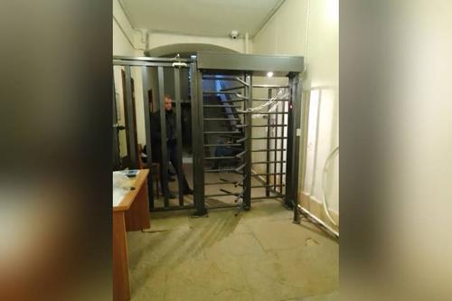 Бывший глава МО «Шлиссельбург» захватил здание администрации