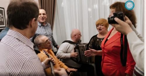 Знаменитая песня «Распрягайте, хлопцы, коней» покоряет мир Знаменитая песня «Распрягайте, хлопцы, коней» покоряет мир