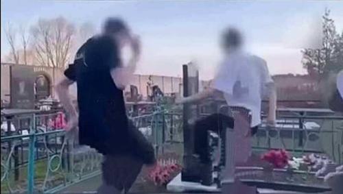 Безнаказанность и недостаток воспитания порождают отсутствие морали и инфантилизм у подрастающего поколения