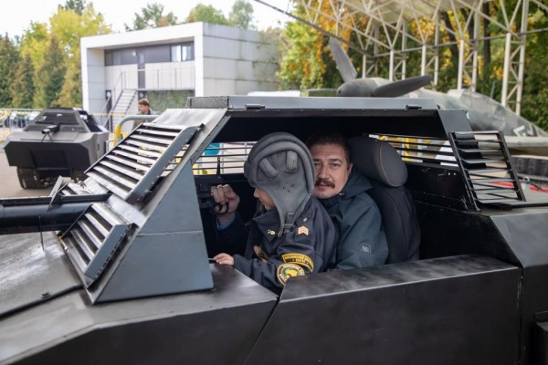 В День отца папы с детьми смогут бесплатно посетить музей «Г.О.Р.А.» В День отца папы с детьми смогут бесплатно посетить музей «Г.О.Р.А.»