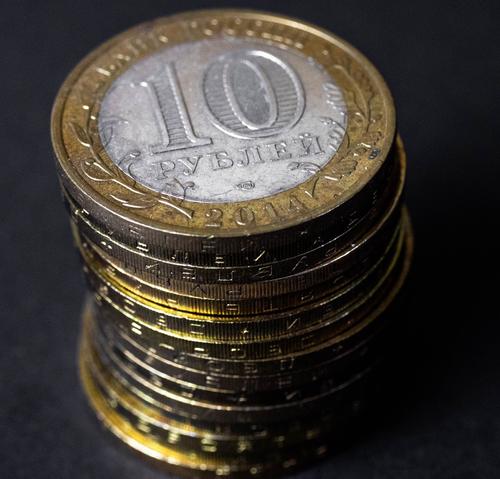 Греф не уверен, что обязательная продажа валюты экспортерами повлияет на рубль Греф не уверен, что обязательная продажа валюты экспортерами повлияет на рубль