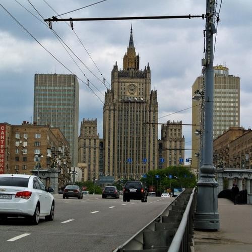 МИД: посла Кипра вызвали после задержания российского журналиста в Никосии МИД: посла Кипра вызвали после задержания российского журналиста в Никосии